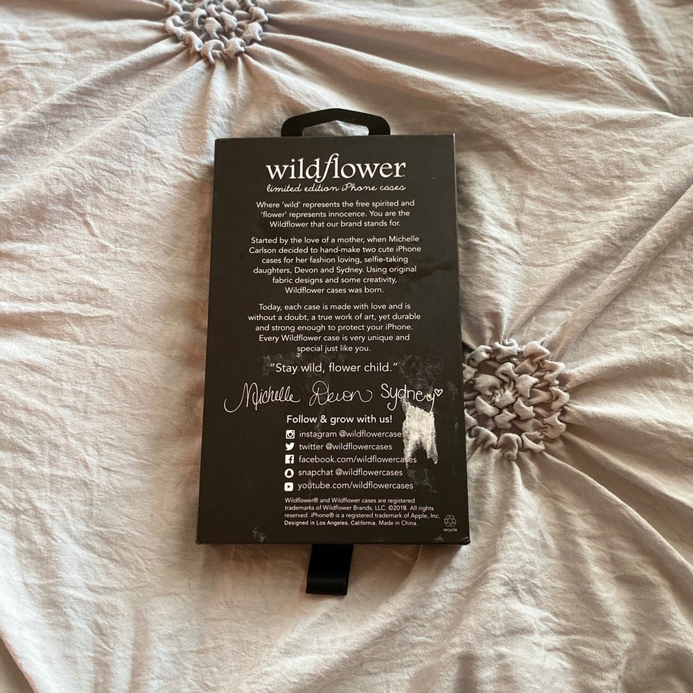 wildflower iphone 11 pro tie dye phone case